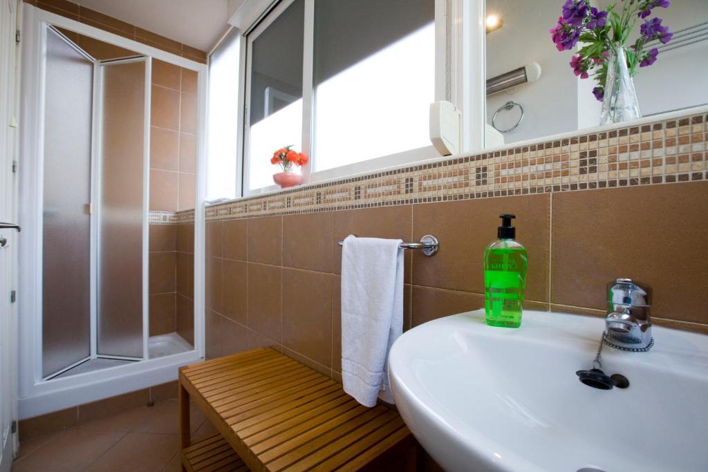 Apartamento Tirso De Molina Madrid Værelse billede