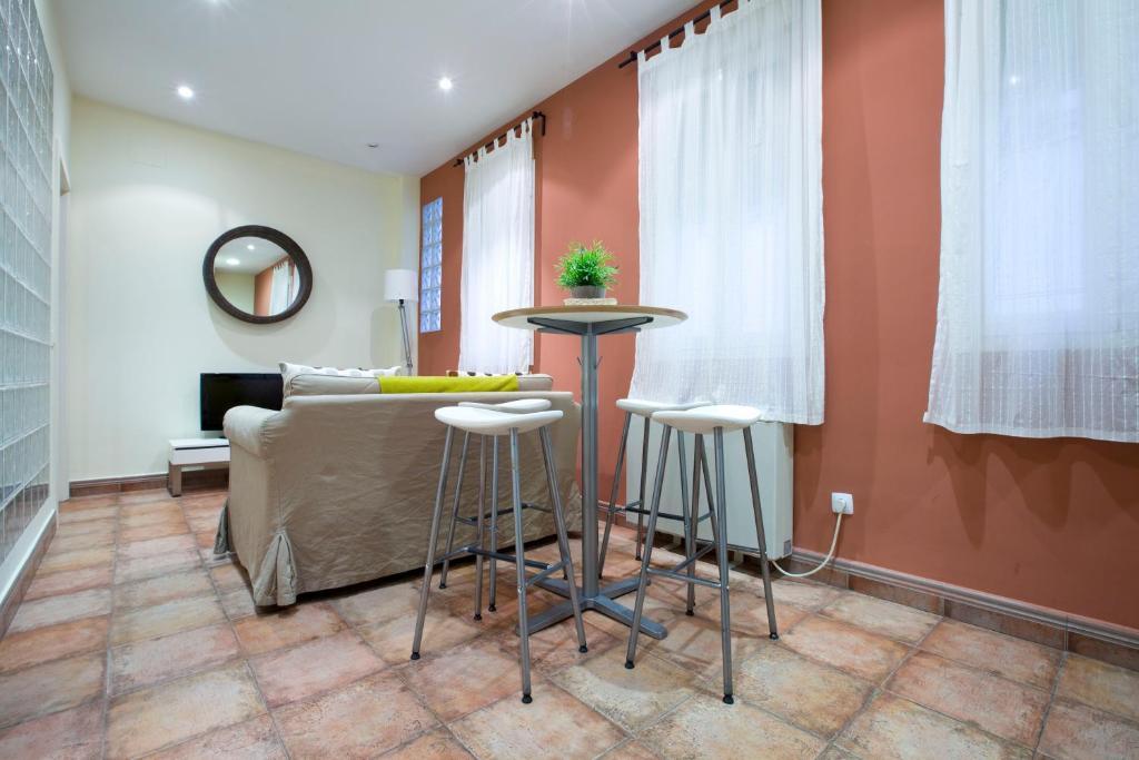 Apartamento Tirso De Molina Madrid Eksteriør billede
