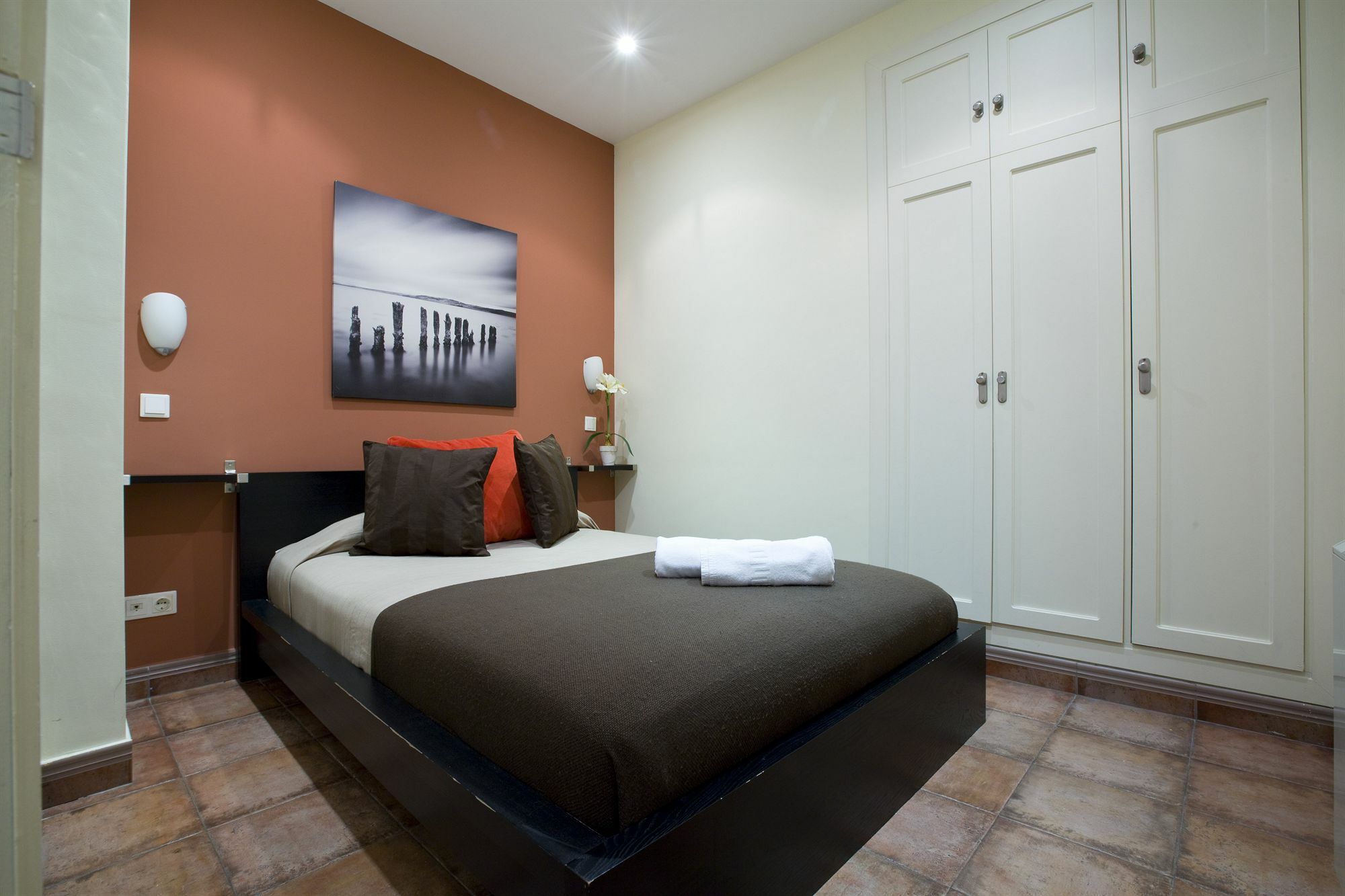 Apartamento Tirso De Molina Madrid Eksteriør billede